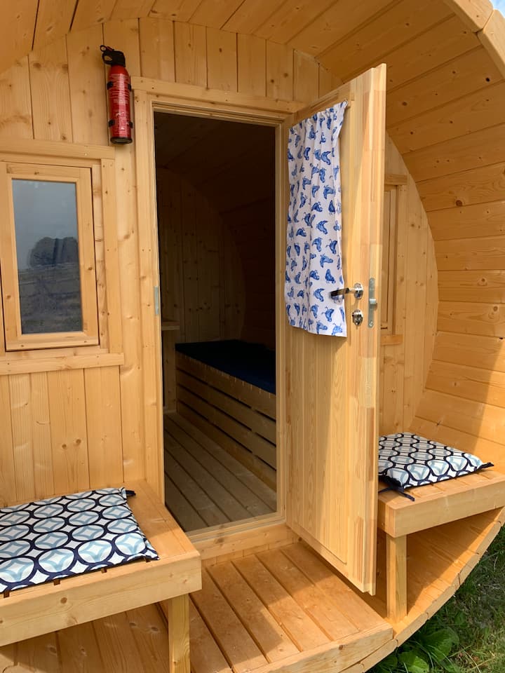 2 Camping Barrels For 4 People In Private  Paddock - Brighton and Hove