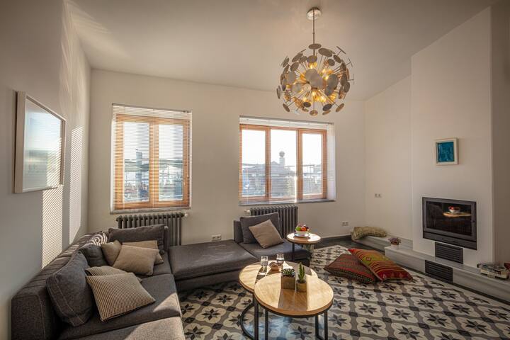 Whitehouse Apartment – 2 Bedroom, Beyoğlu/İstanbul gallery image 4