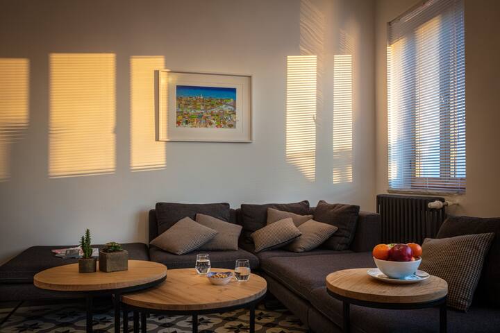 Whitehouse Apartment – 2 Bedroom, Beyoğlu/İstanbul gallery image 3