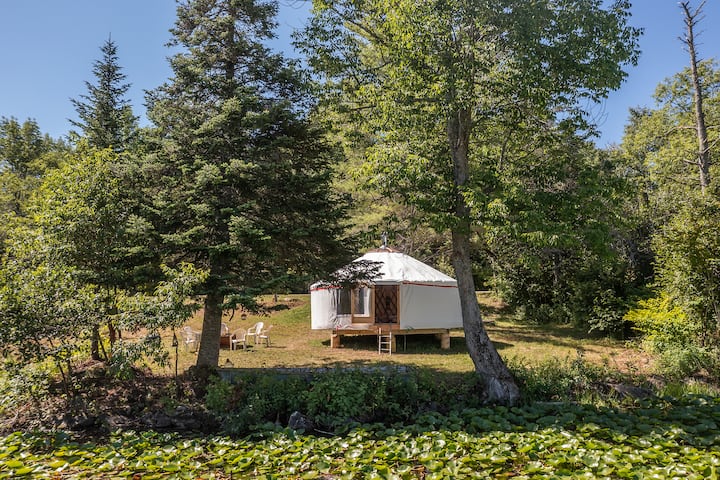 Love Shack Yurt On Star Lake (100% Off Grid) - Vermont