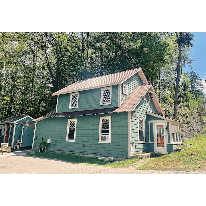 Cozy Cottage on Hurricane Mountain Rd Houses for Rent in Intervale, New Hampshire, United