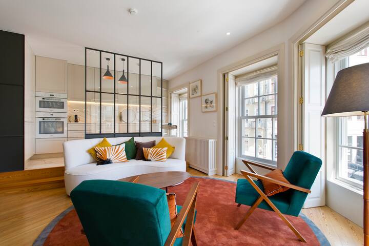 BOUTIQUE Rentals-Isabella Ribeira Apt great views gallery image 2