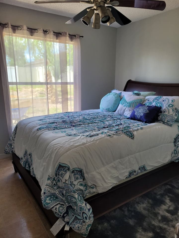 غرفة 3- سرير كوين