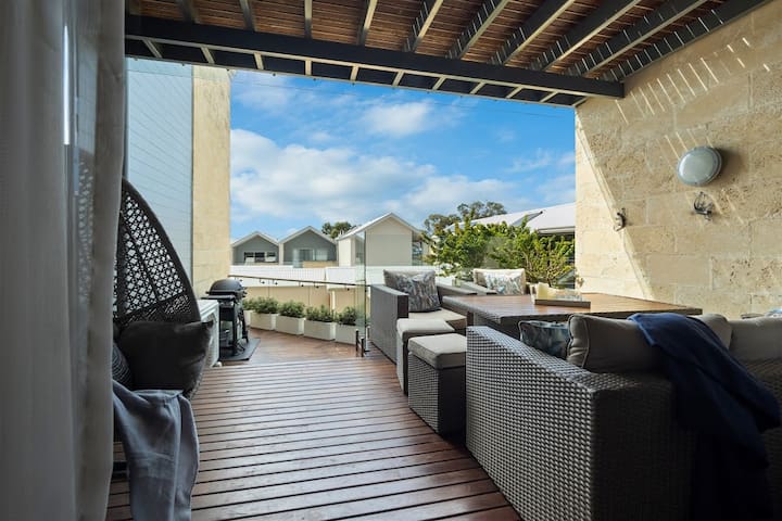 Haven on Seine – Luxury 2Brm Apartment