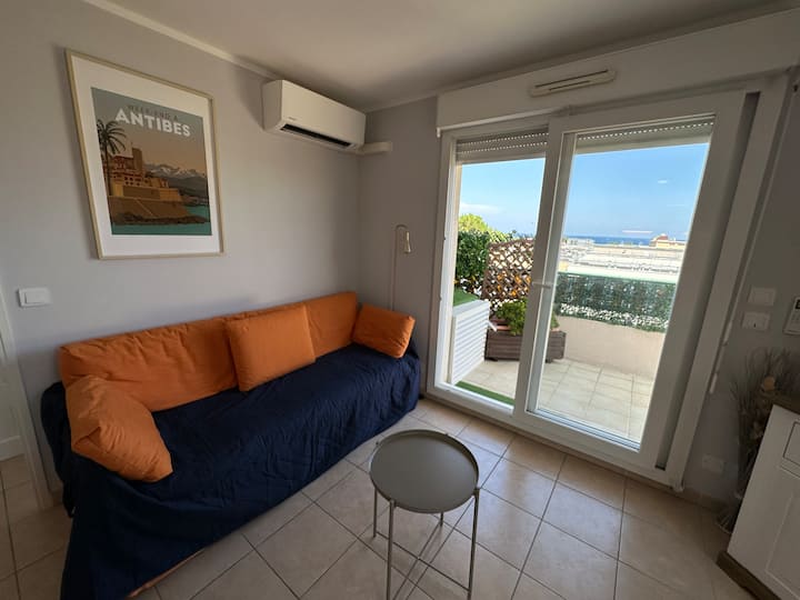 Appartement Ensoleillé | Vue Mer, Clim Et Parking - Villeneuve-Loubet