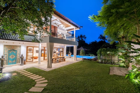 La Bohemia Ubud: Luxe 4BR villa with Natural Pool