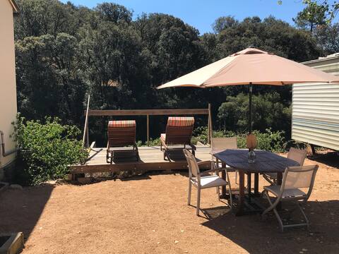La Maison sur la rivière en Corse