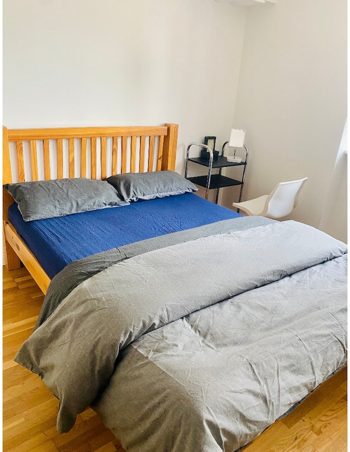 Cozy Bedroom in Ashbourne Apartments for Rent in Ashbourne, County