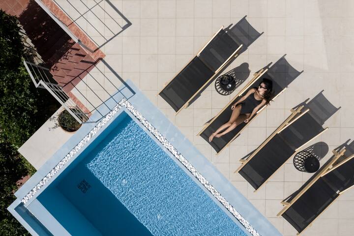 Anima SeaView Luxury Living Villa gallery image 3