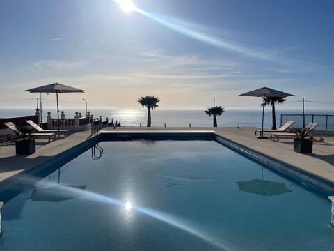 The Ocean- Beach front villa with amazing sunsets