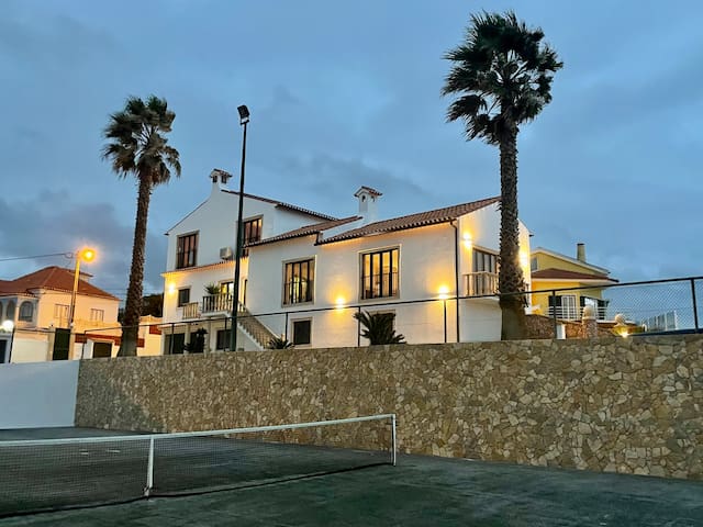 The Ocean- Beach front villa with amazing sunsets