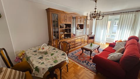 Successful Airbnb property: * Parking nearby · “Gijón-Centro” in Gijón / Xixón
