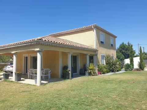 Wonderful villa with pool.