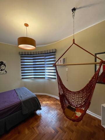 Modern 2-bedroom condo in Ipanema gallery image 5