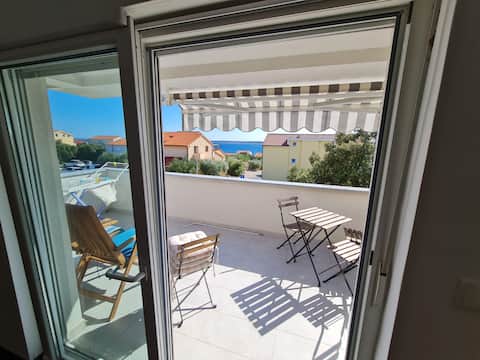 Top Airbnb: Nice apartment near the sea in Šimuni