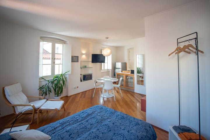 Torretta10 | Cavana Studio Apartment - Trieste