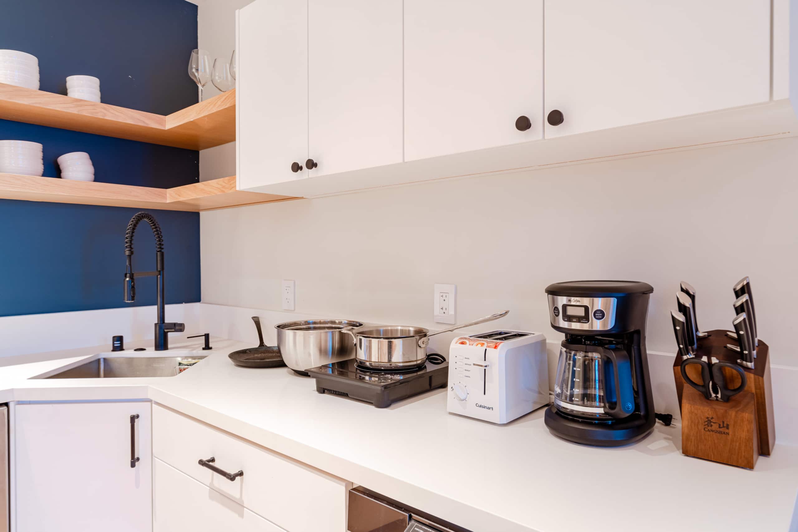 Home in San Francisco · ★4.97 · 2 bedrooms · 2 beds · 1 bath - Image 6