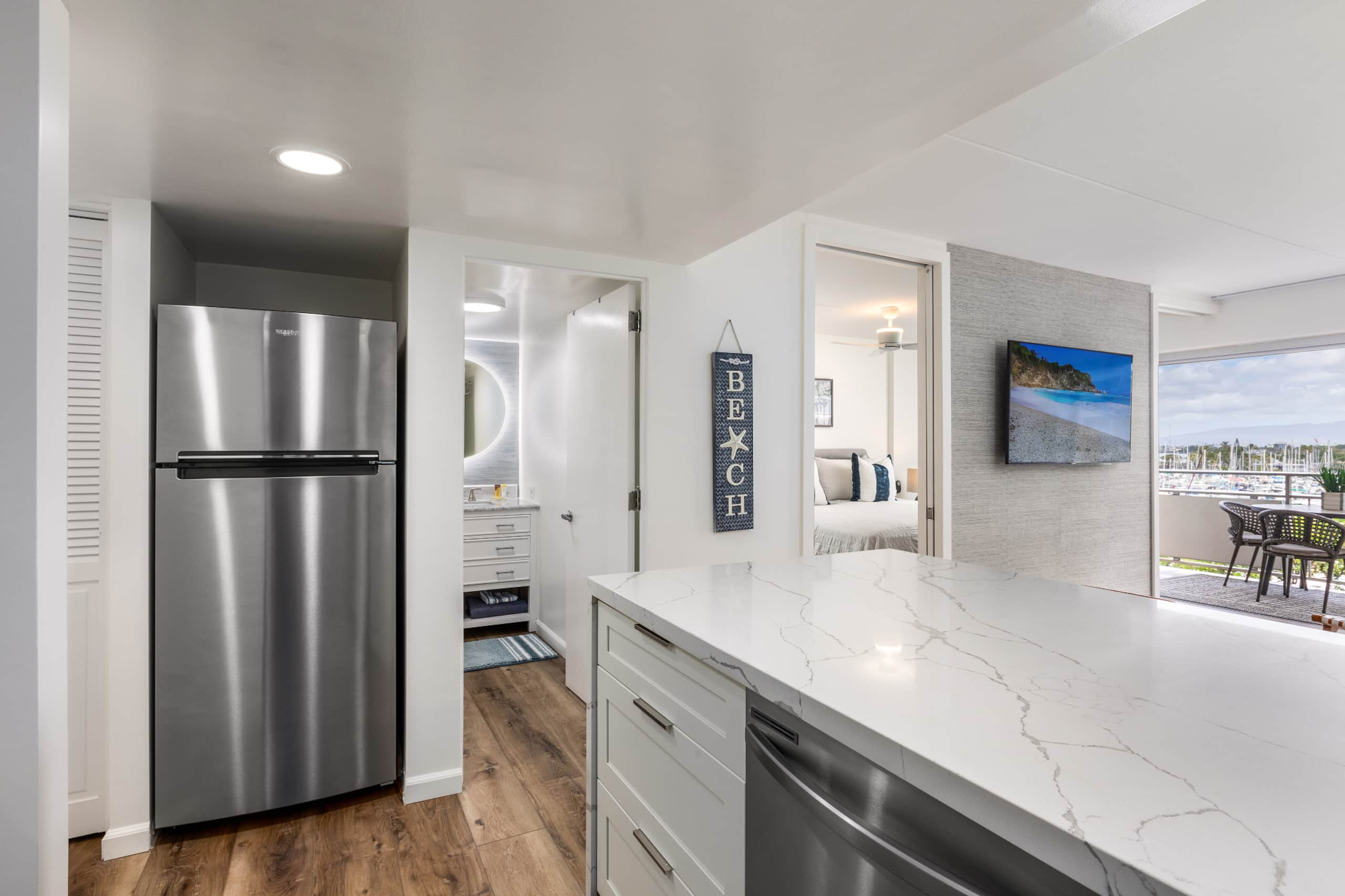 Condo in Honolulu · ★4.89 · 1 bedroom · 2 beds · 1 private bath - Image 9