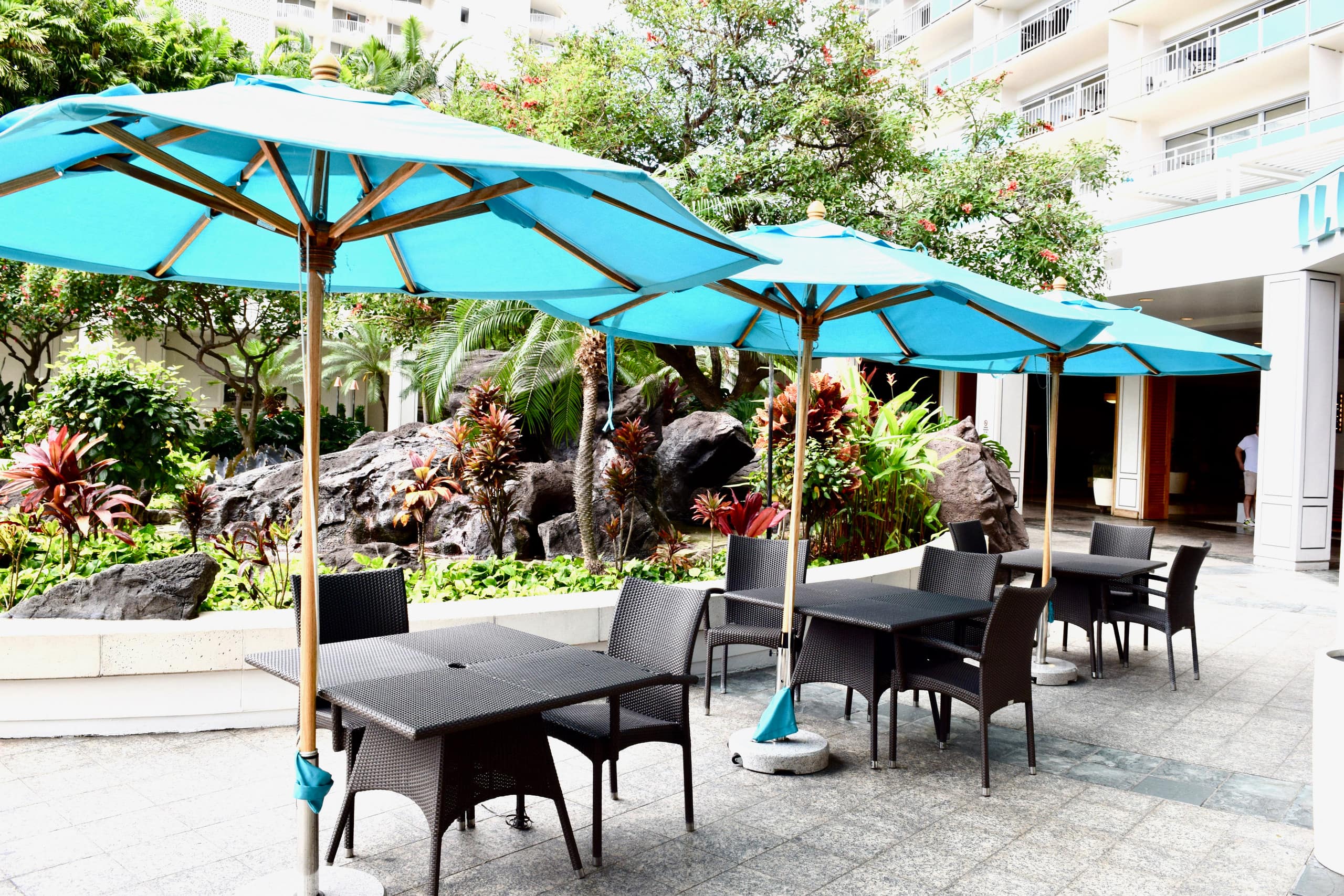 Condo in Honolulu · ★4.89 · 1 bedroom · 2 beds · 1 private bath - Image 20