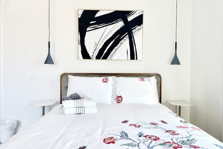 Bedroom #2 with queen bed