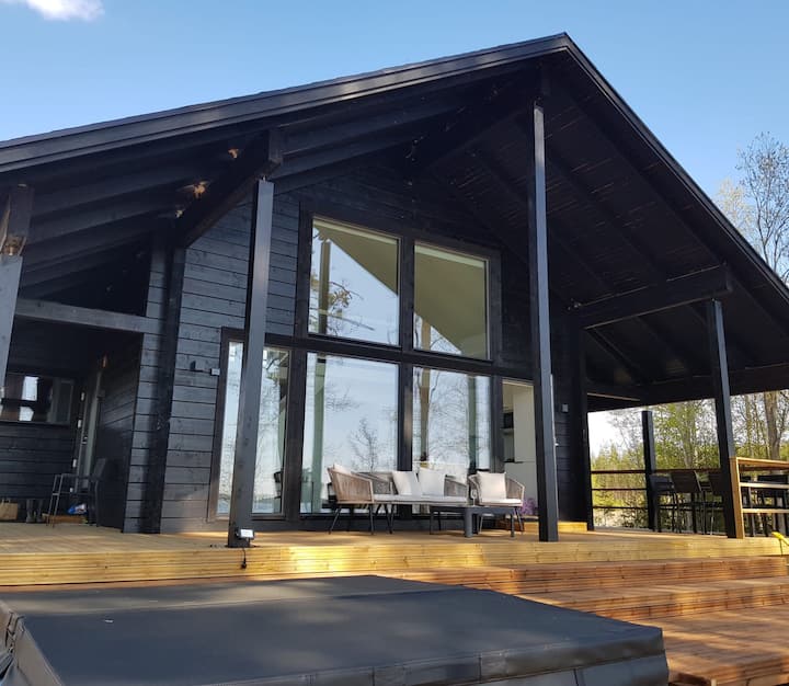 Golfhuvila, Jossa Ulkoallas. - Mikkeli