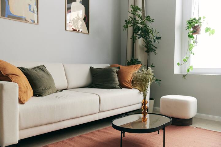 Two Design Apartments for Groups – City Center gallery image 2