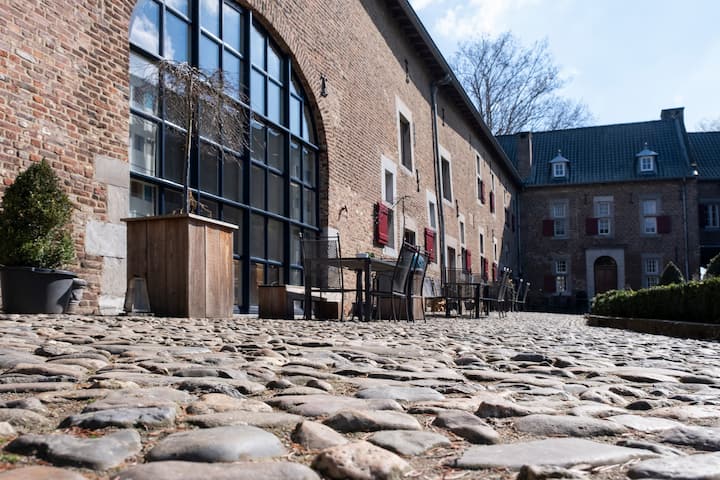 Meschermolen 14 - apartment for 8-10 persons