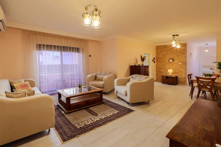 Cozy, Newly Furnished & Fully Equipped 2 Br Apt. - Ammán