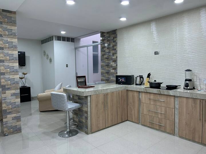 Dpto. Estreno Centro Histórico 110 M2 Casa particulars (Cuba) for