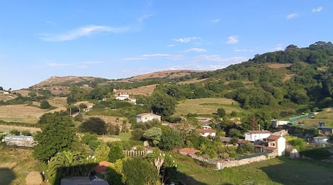 Successful Airbnb property: Family Apartment Sea Mountain. in Cantabria