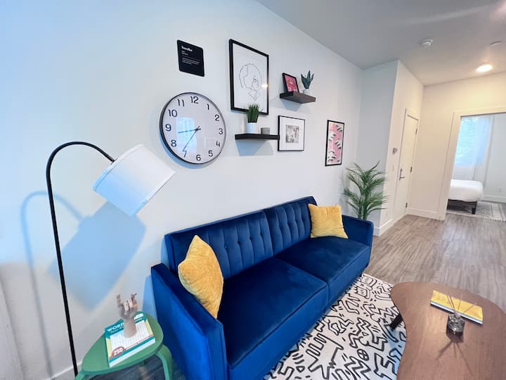 Bright, Modern, Artsy 1-bed Condo (New) - 포틀랜드