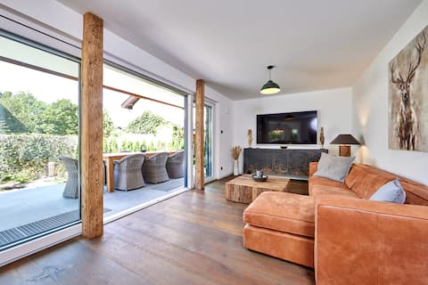 Beliebte Airbnb-Anzeige: Spirit of Deer – Private Sauna & Hot Tub in Garmisch Partenkirchen