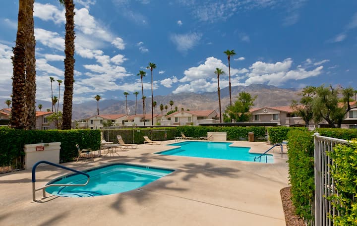 Mesquite Country Club Condominiums