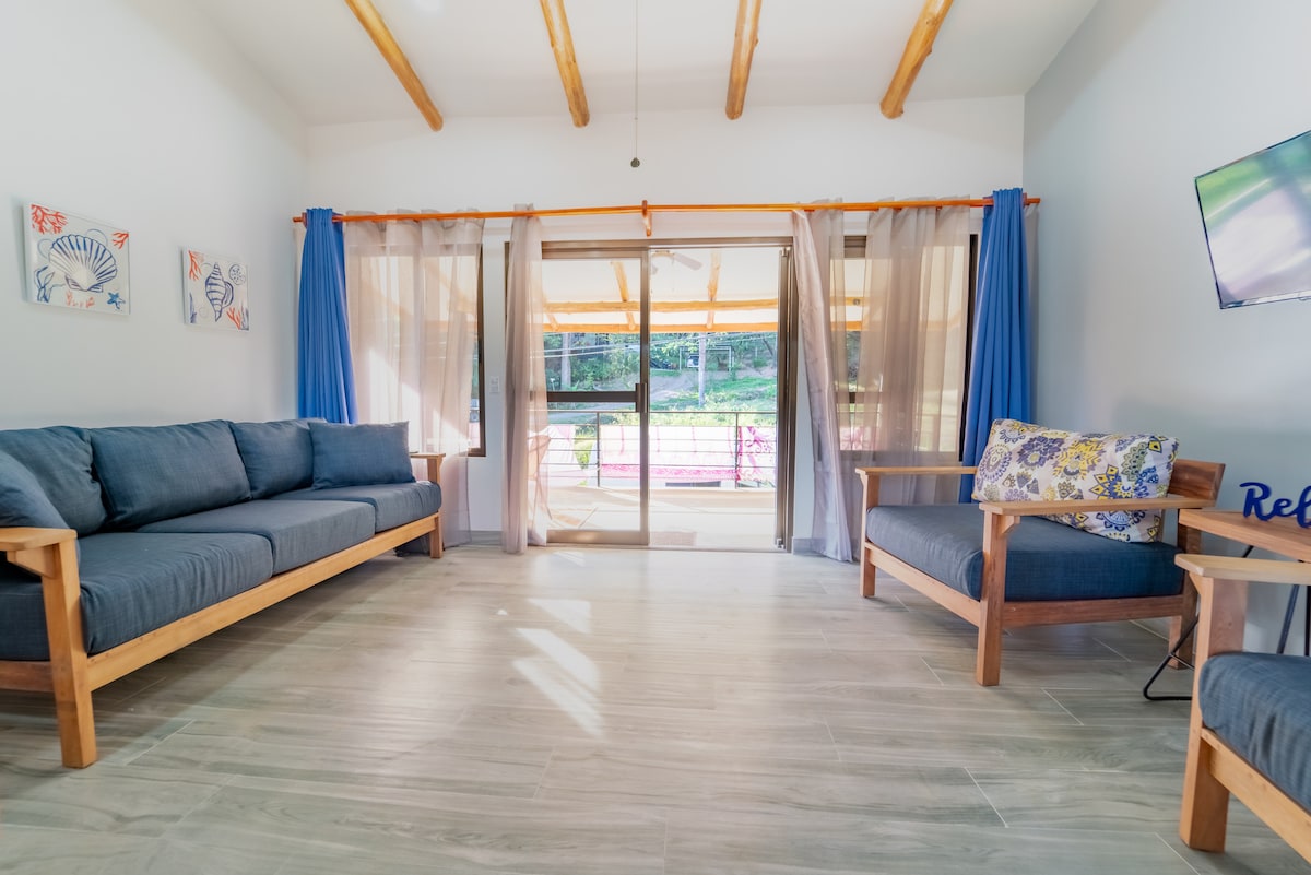 Little House Getaway! Perfect escape! — 1 bedroom vacation rental in Playa Hermosa