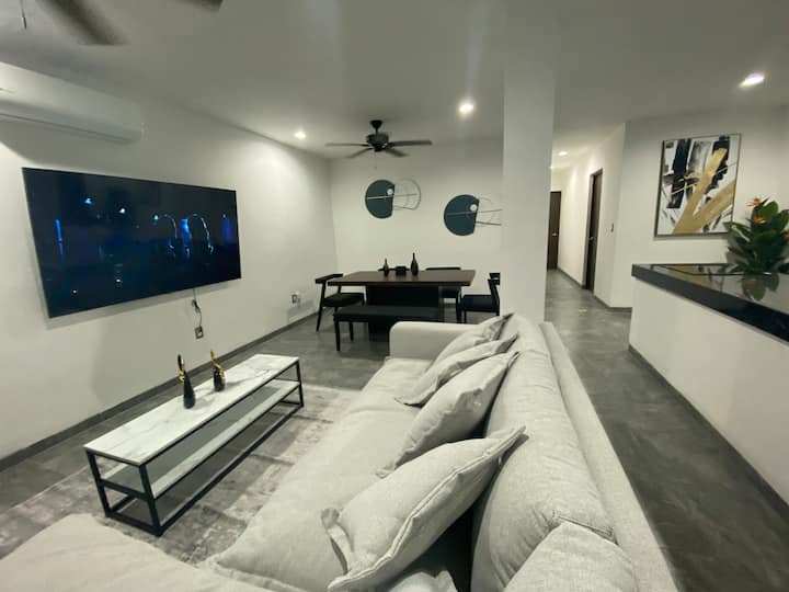 Hermoso Condominio Con Vista Al Mar. - Campeche