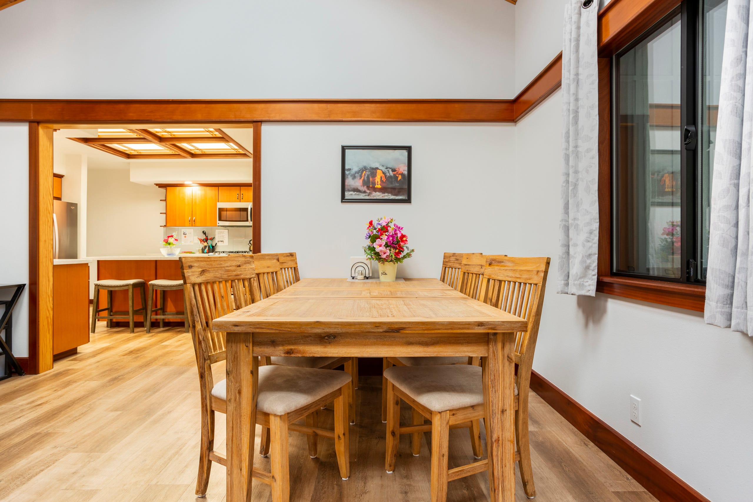 Home in Volcano · ★4.85 · 3 bedrooms · 4 beds · 2 private baths - Image 10