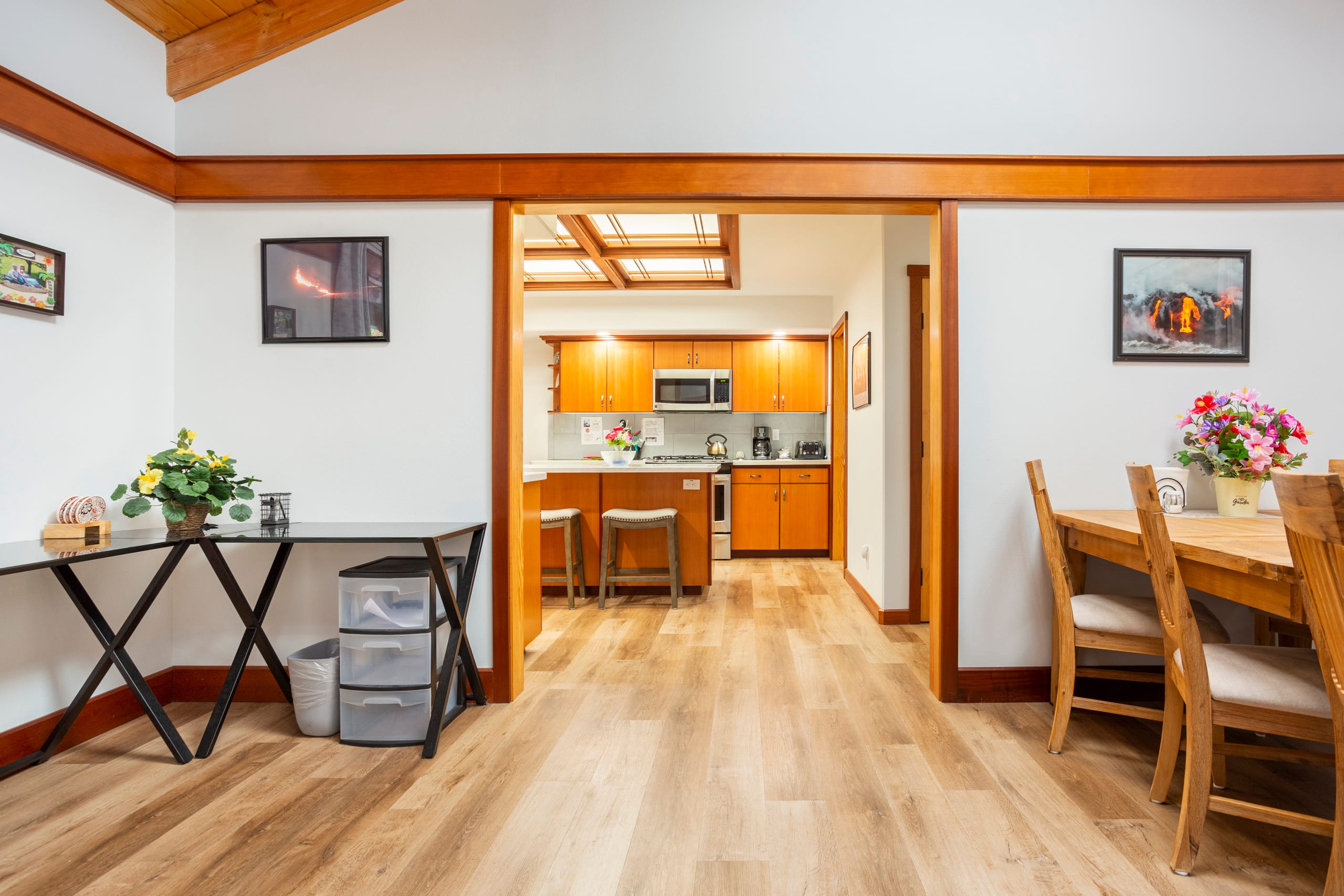 Home in Volcano · ★4.85 · 3 bedrooms · 4 beds · 2 private baths - Image 7