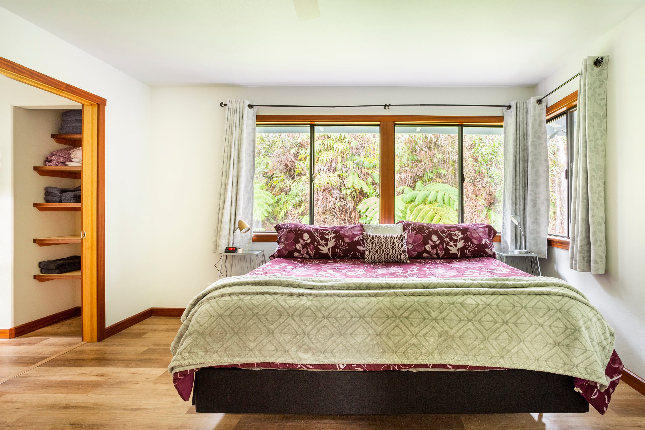 Home in Volcano · ★4.85 · 3 bedrooms · 4 beds · 2 private baths - Image 16