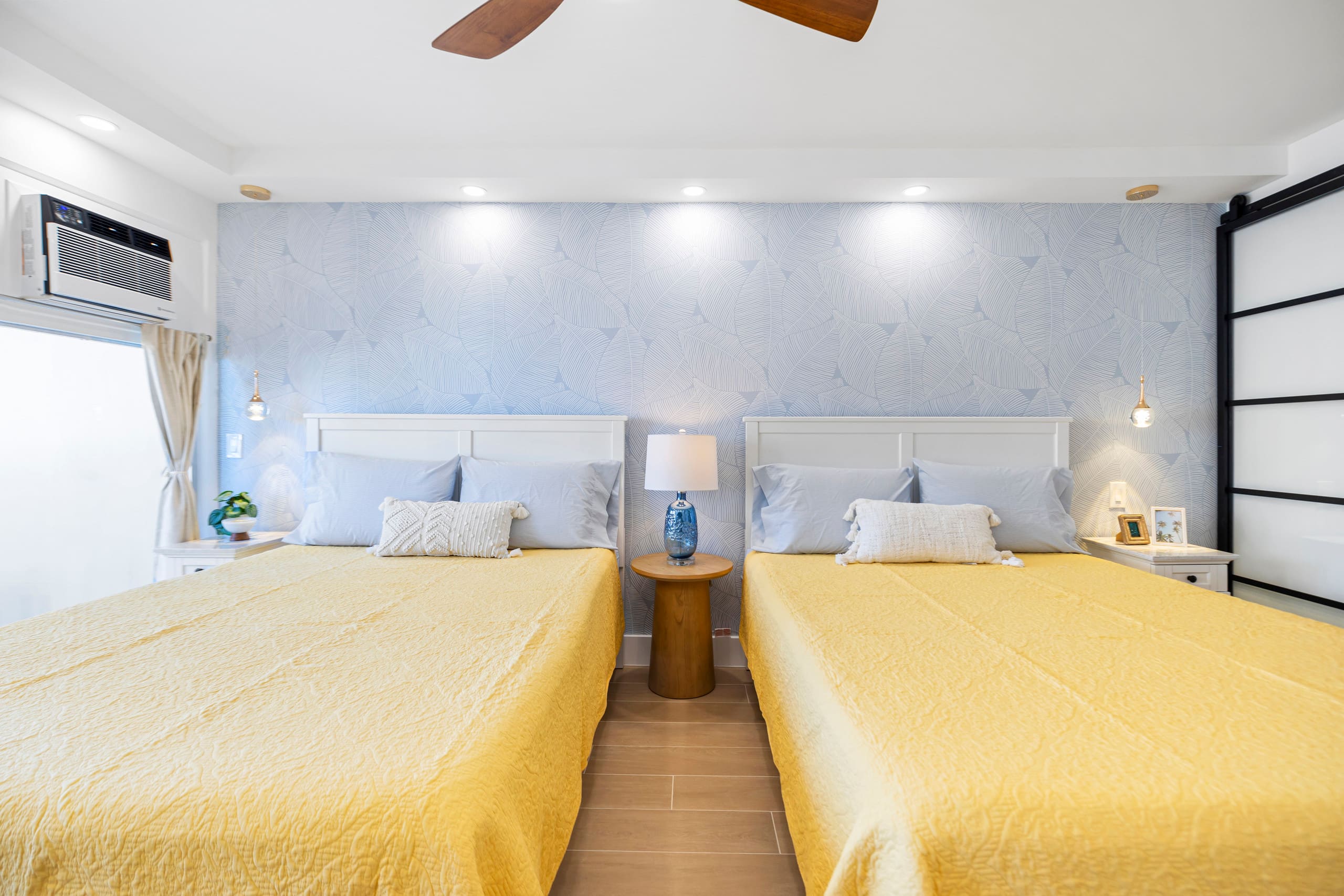 Condo in Honolulu · ★4.9 · 3 bedrooms · 4 beds · 2 private baths - Image 23
