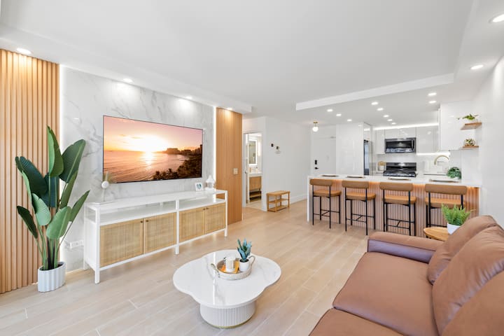 Modern4Beds 2Bath Lanai Partial Ocean View+Parking