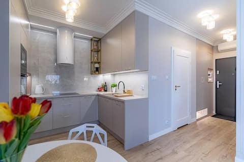 9 - Dziewiątka na traktowej (Nine on the road)