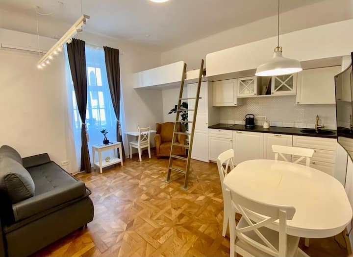 Ars Longa Heritage Apartments - Modern Comfort - Ljubljana