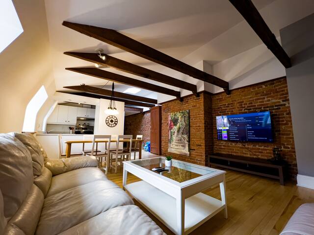 Unique au coeur du Vieux-Québec porte St-Jean