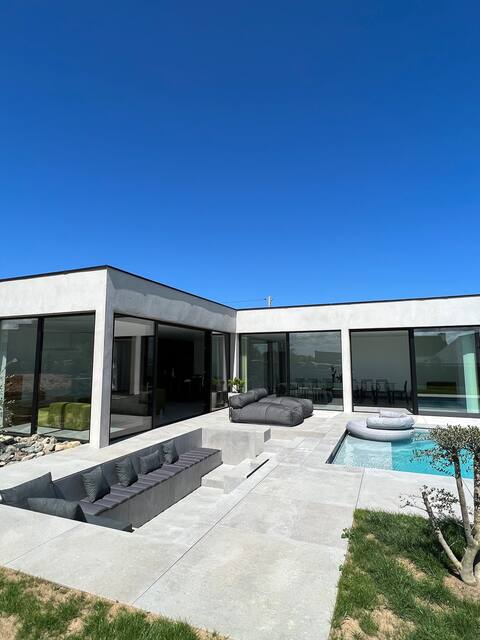 The Villas of Audrey: The Villa of the Legends