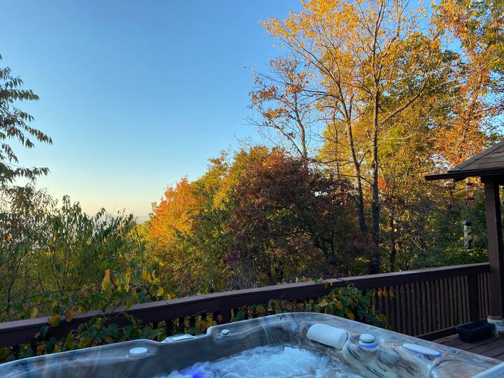 Mountaintop Chalet, 100Mile View from Hot Tub Chalets for Rent in