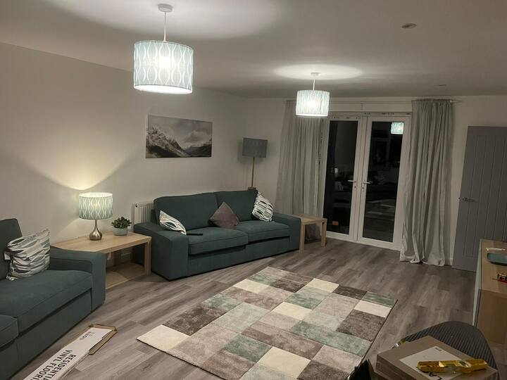 Luxury 4 Bedroom Seaside House - Teignmouth