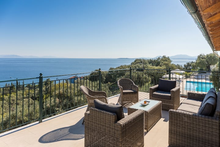 Villa Andonis Nisaki 500metres from Nisaki Beach