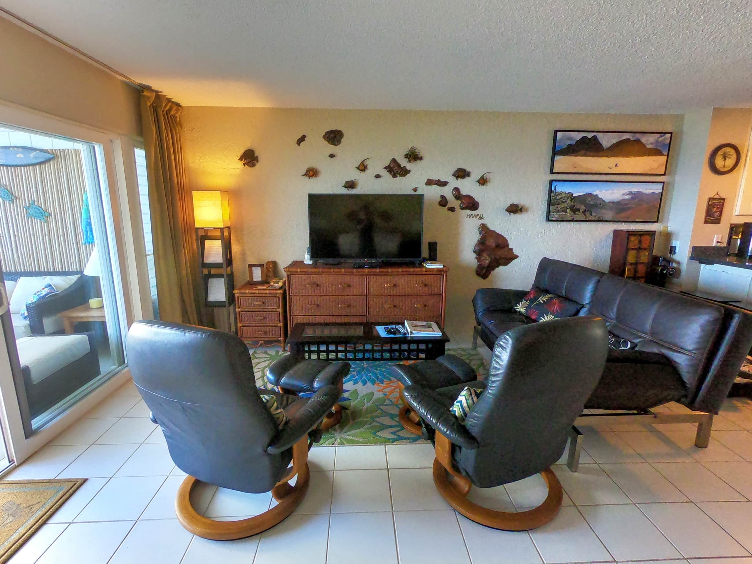 Condo in Kailua-Kona · ★4.94 · 2 bedrooms · 3 beds · 2 baths - Image 4