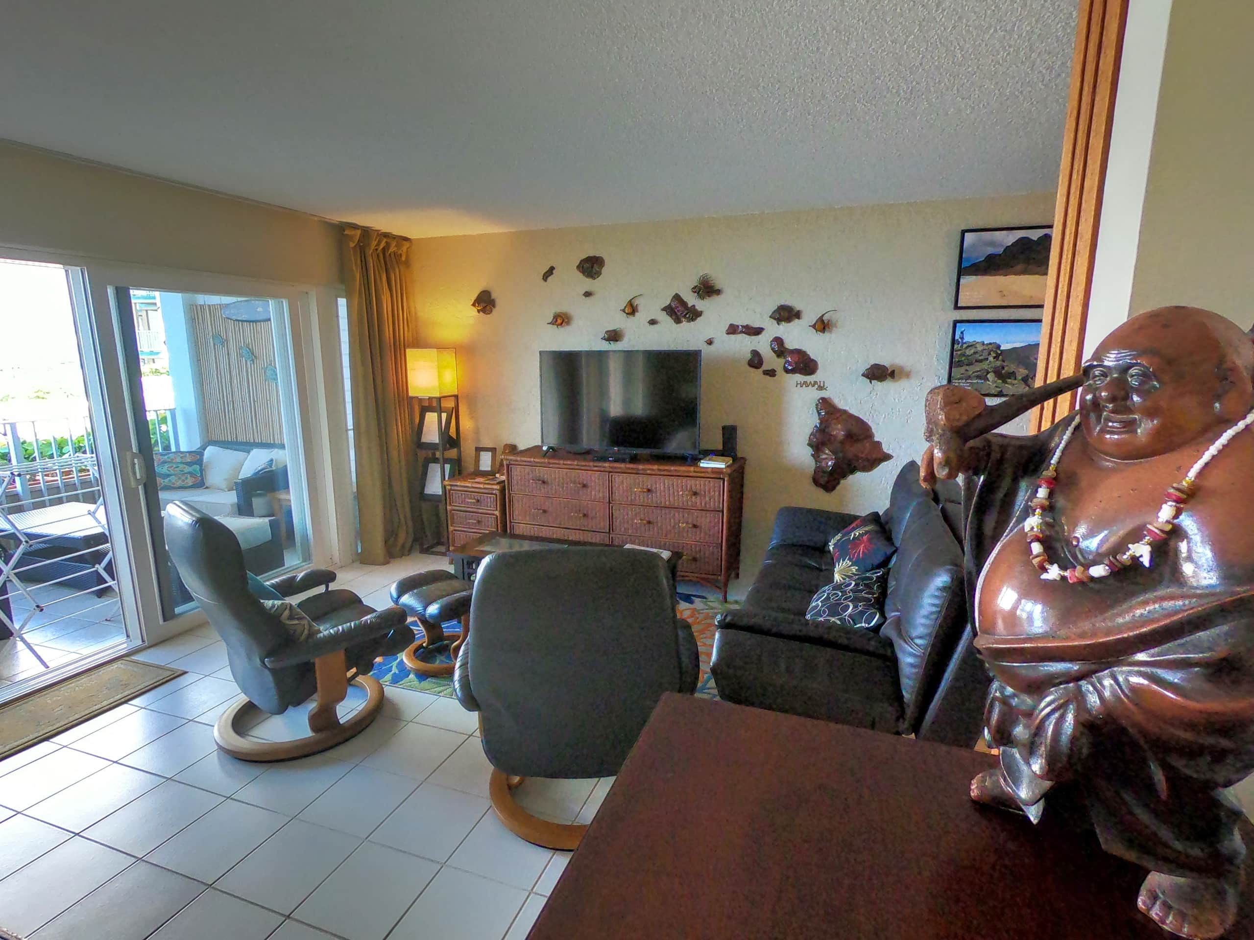 Condo in Kailua-Kona · ★4.94 · 2 bedrooms · 3 beds · 2 baths - Image 3