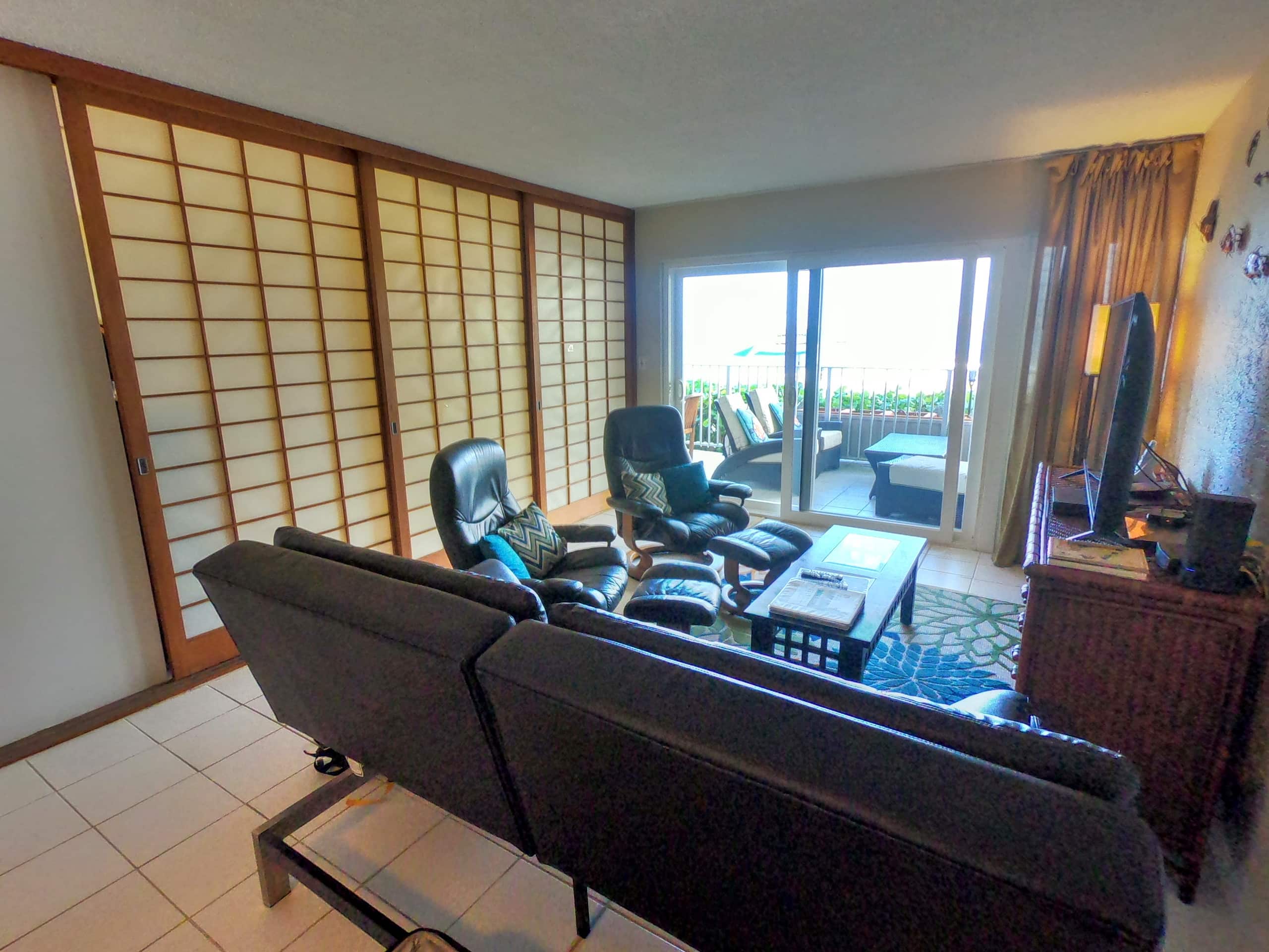 Condo in Kailua-Kona · ★4.94 · 2 bedrooms · 3 beds · 2 baths - Image 5